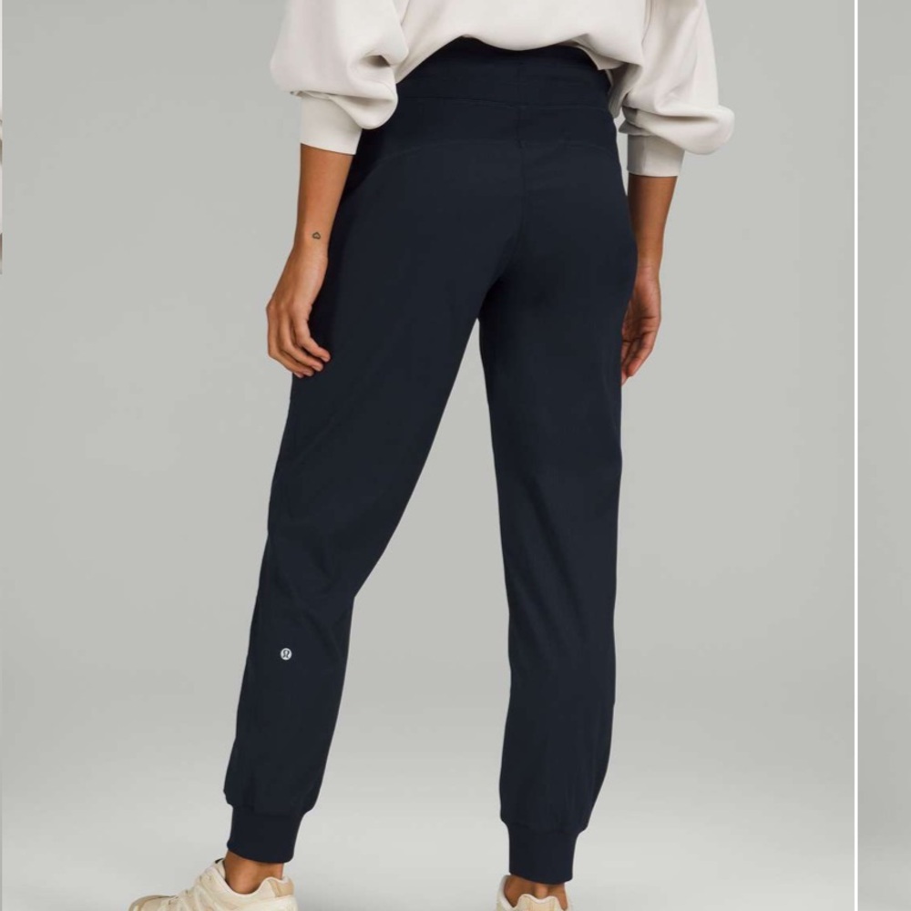 Lululemon Dance Studio Jogger Mid-Rise True Navy Size 2 - Picture 2 of 2